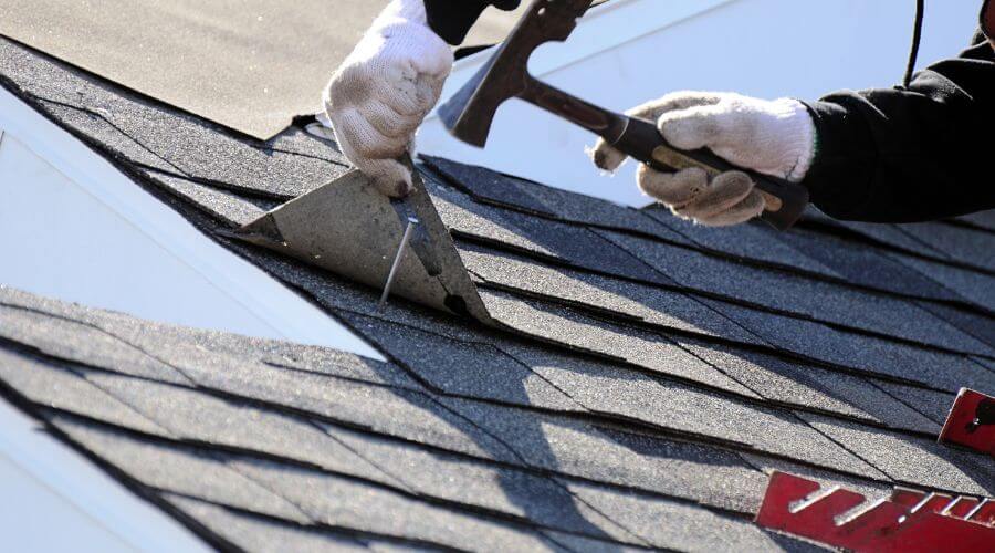 Expert Emergency Roof Repairs services in Bay City, OR